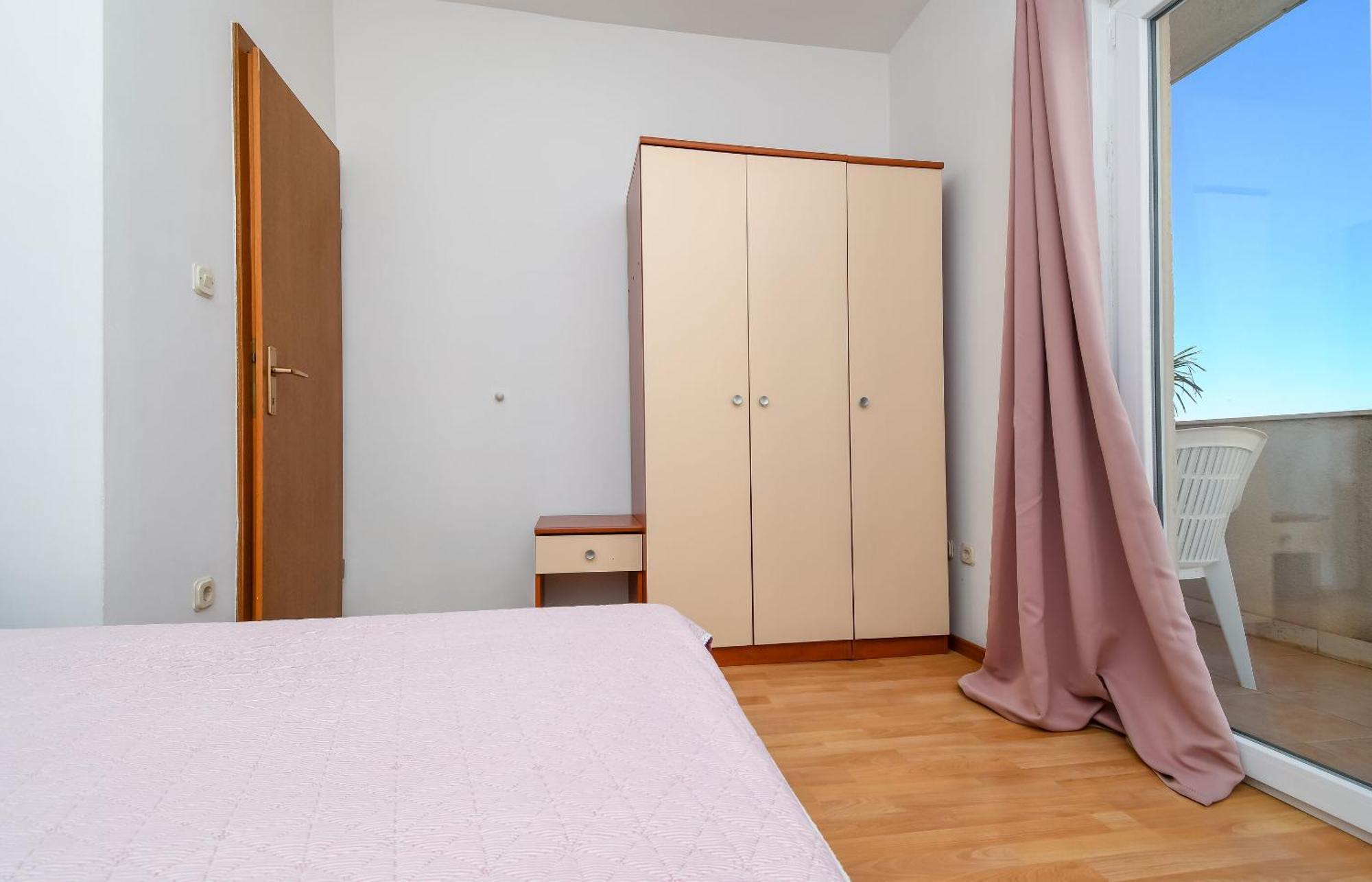 Apartments Biserka - 50 M From Beach Trogir Extérieur photo